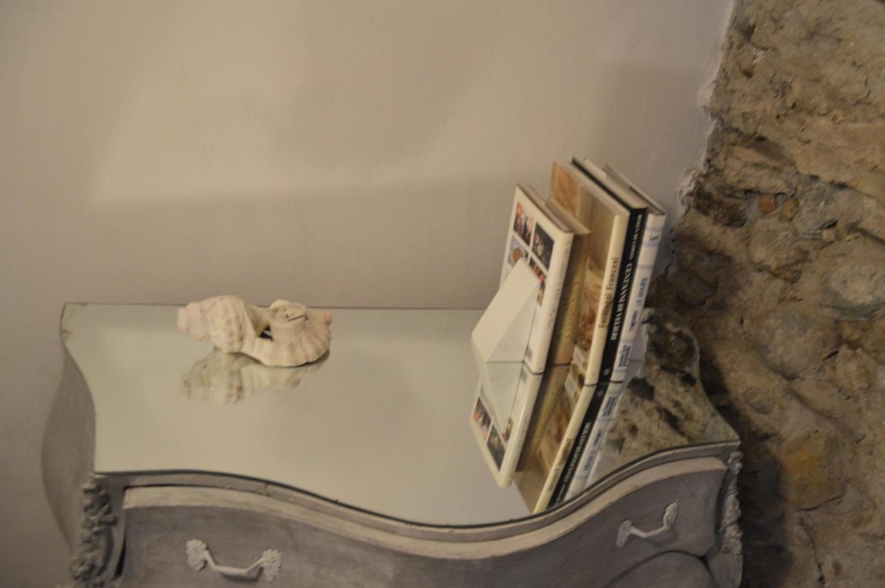 B&B Giardinidivale A 2 Chilometri Da Finale Ligure Borgio Verezzi Dış mekan fotoğraf